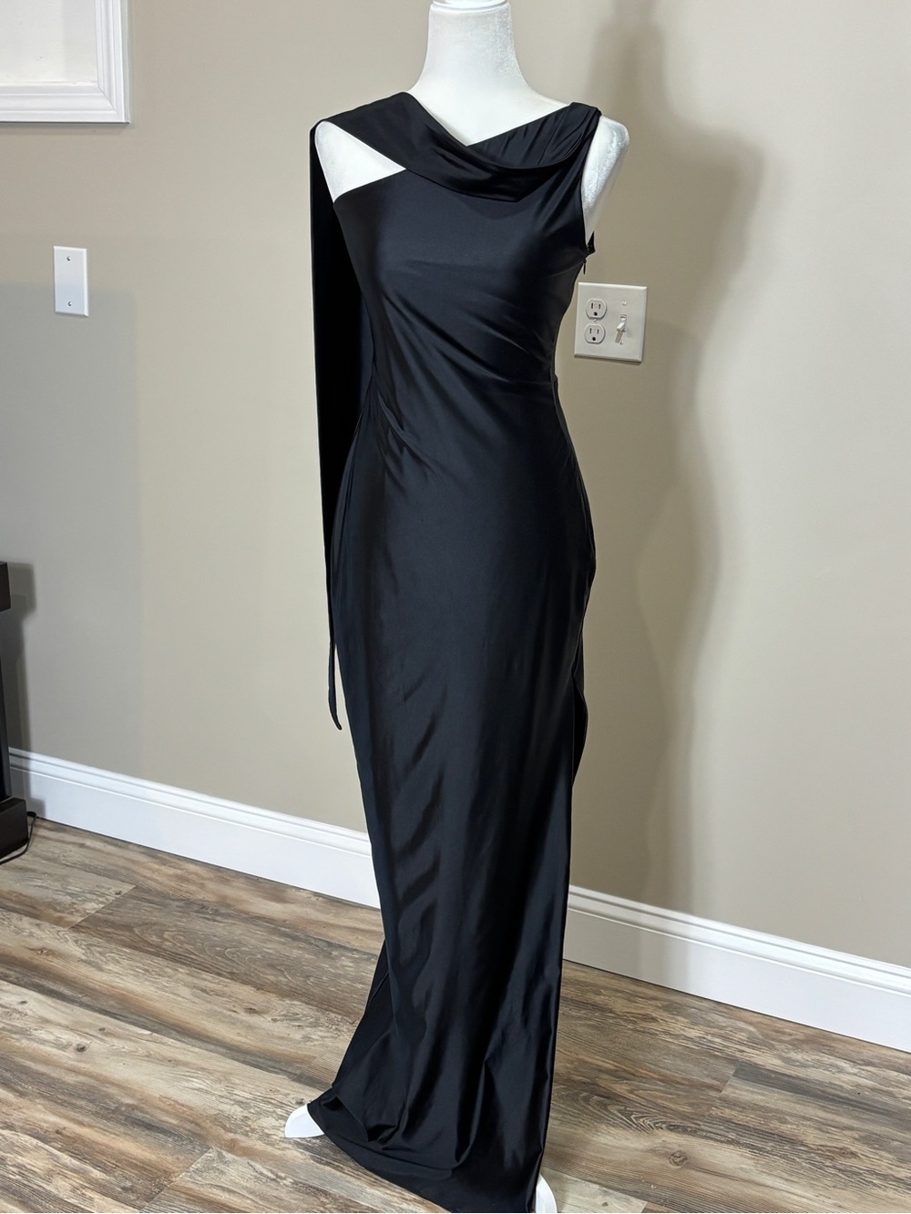 Oh Polly Sheril Asymmetric Scarf-Detail Maxi Dress - Picture 7 of 17